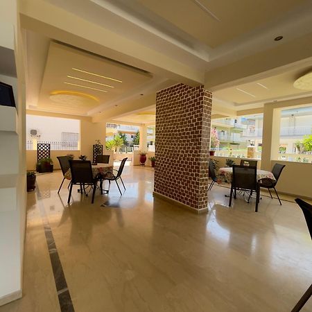 פראליה דיוניסיו Niki Apartments מראה חיצוני תמונה
