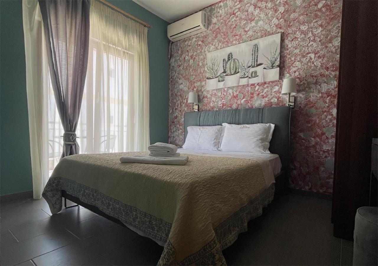 פראליה דיוניסיו Niki Apartments מראה חיצוני תמונה