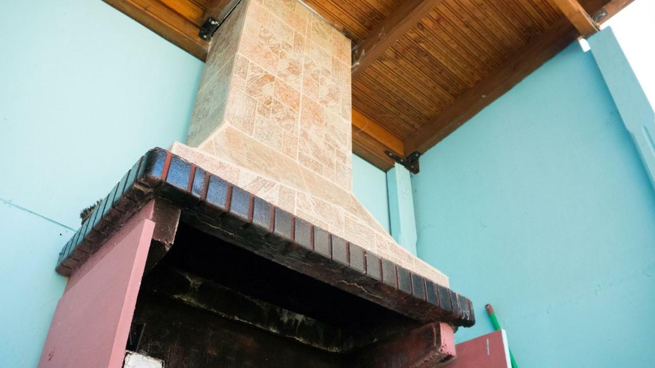 פראליה דיוניסיו Niki Apartments מראה חיצוני תמונה